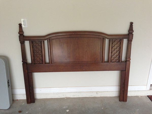 Here is the $5 head board I found!  Can't beat that price!
